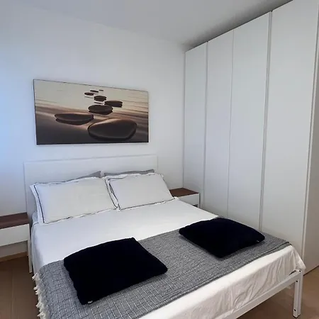 Apartment Charme