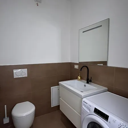 Charme Apartment *